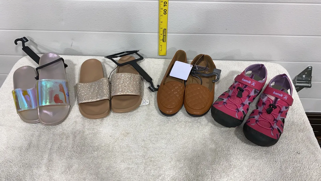 Womens Shoes (7-8)