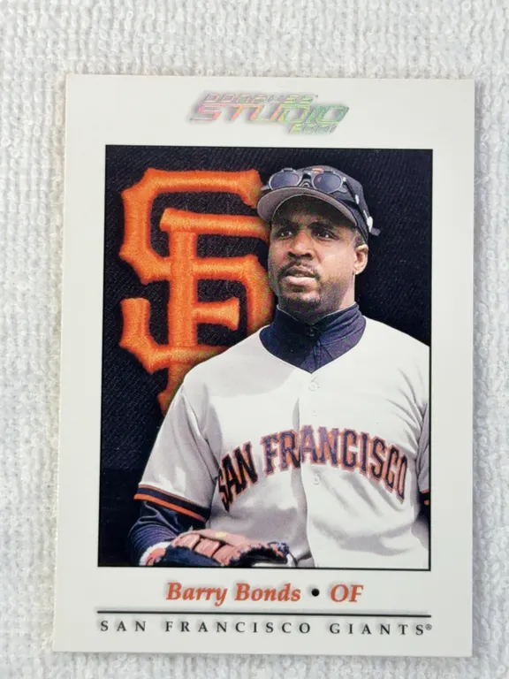 Barry Bonds Donruss Studio 2001 Baseball Card