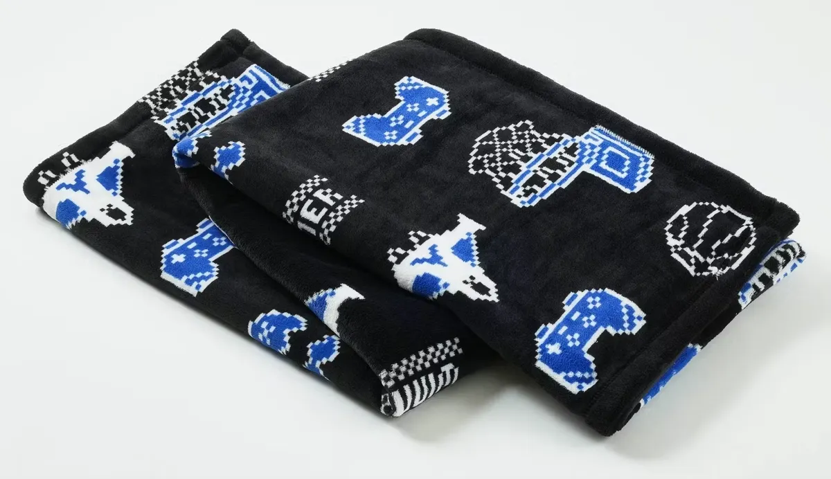 *NEW* Sportopia Winner 50"x60" Plush Throw