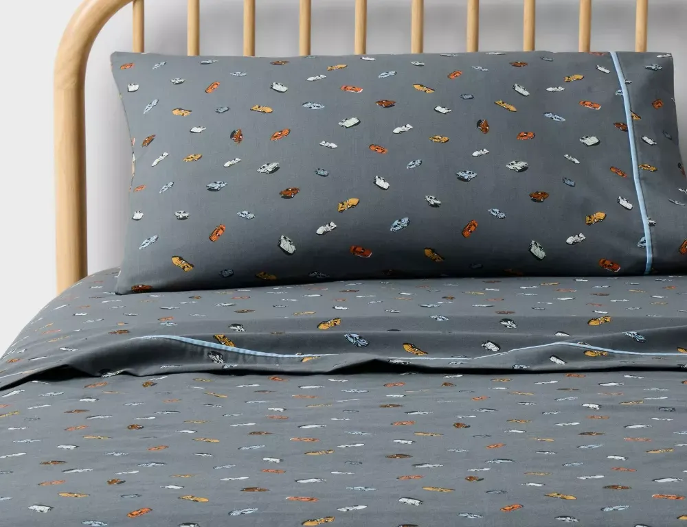 *APPEARS NEW* Pillowfort Queen Hot Wheels Retro Car Kids' Cotton Sheet Set - Gray