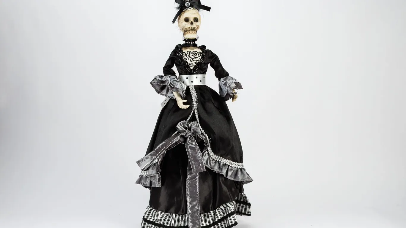 Gothic Skeleton Lady Figure Halloween Tabletop Decoration