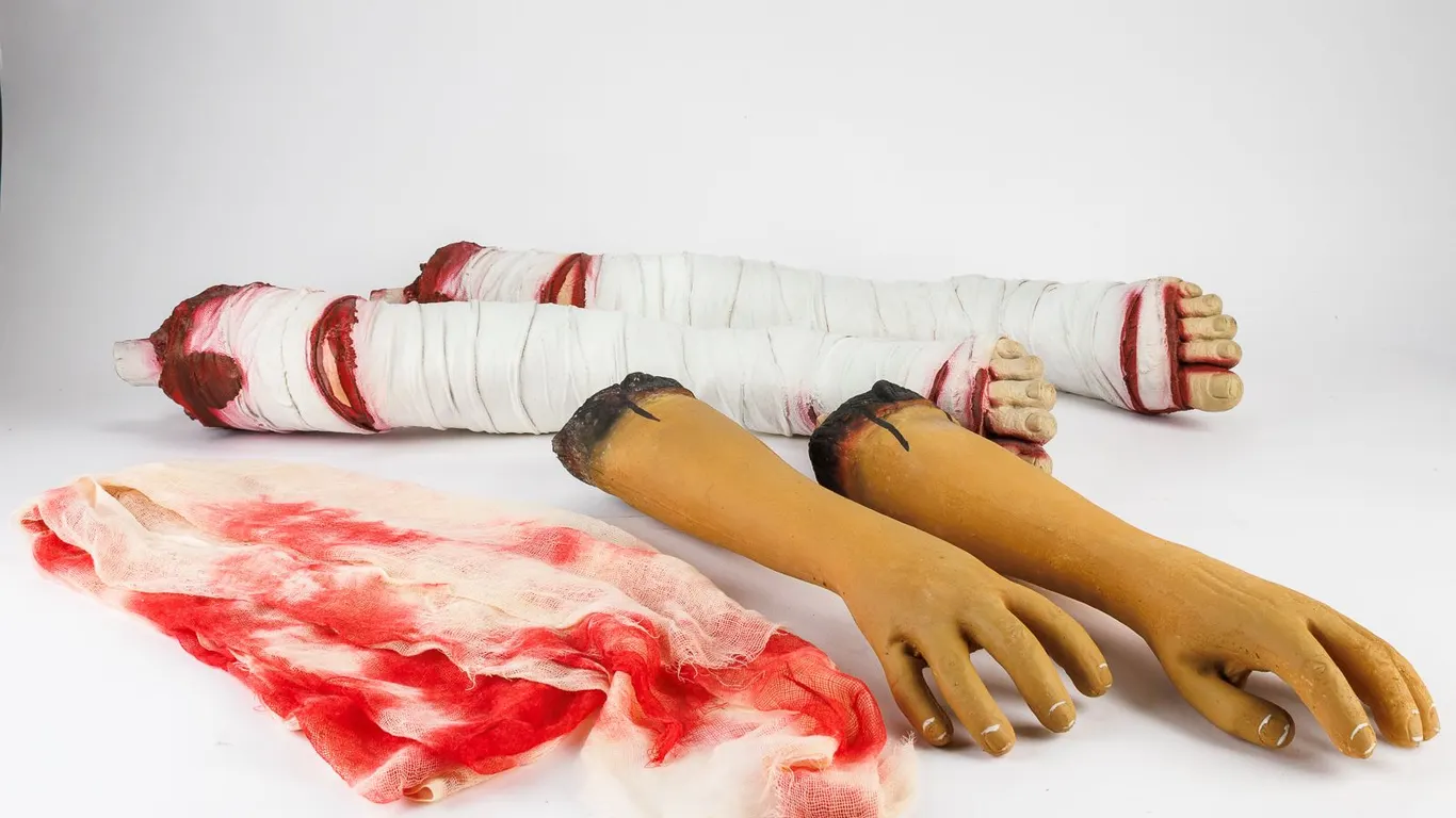 Must See Scary Halloween Props! Legs and Arms Oh My!