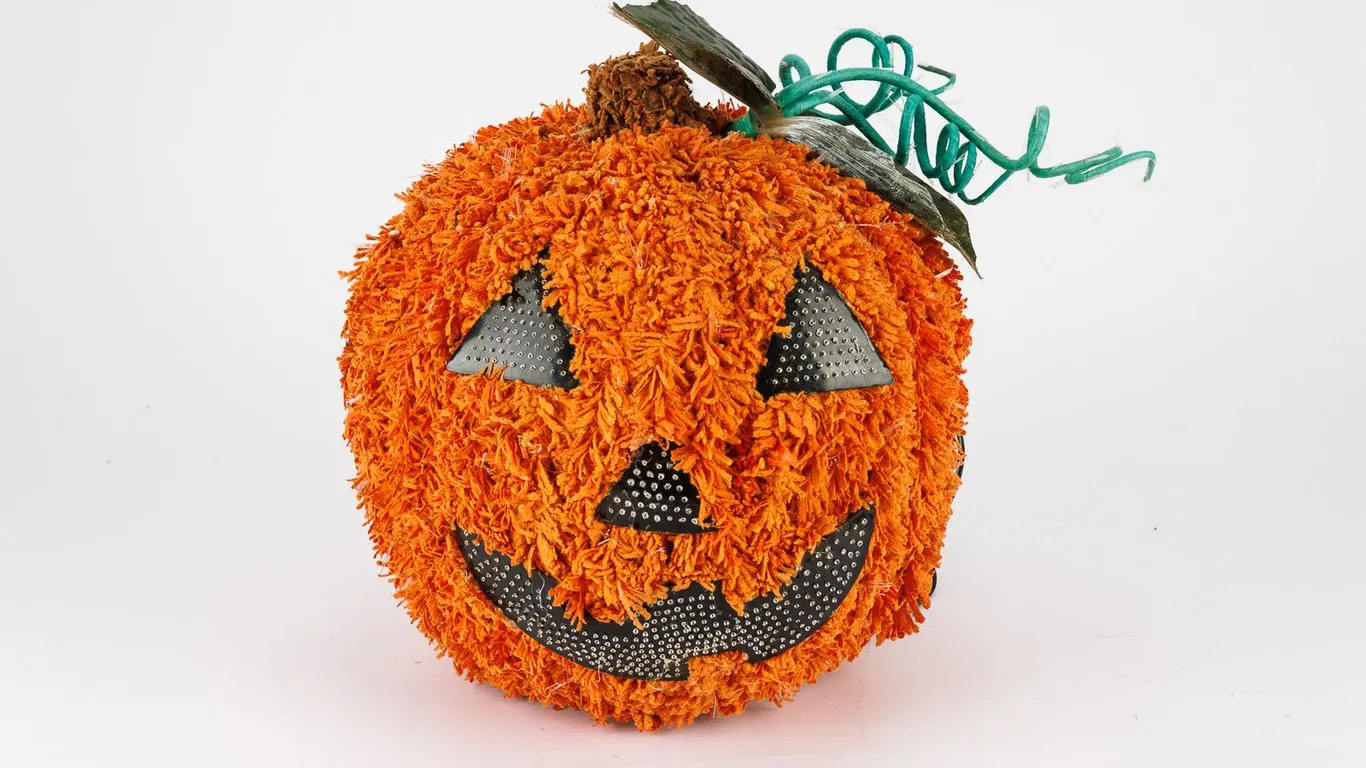 Light-Up Fiber Optic Jack-o'-Lantern Decoration