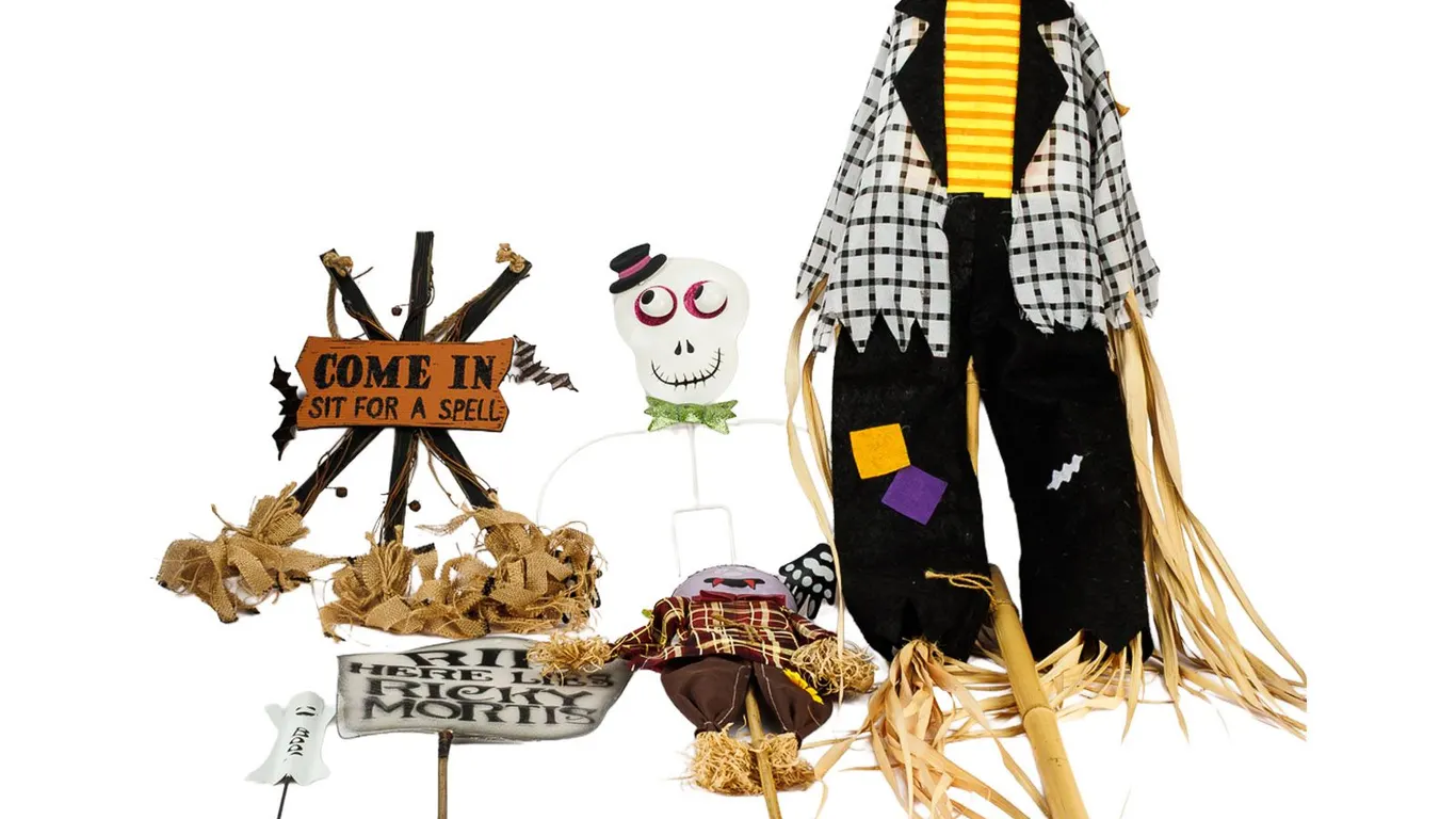 Halloween Lawn Decorations