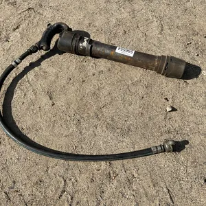 PNEUMATIC IMPACT GUN