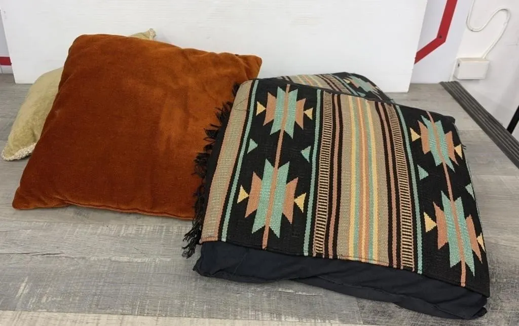 Sofa Cushions with Runners