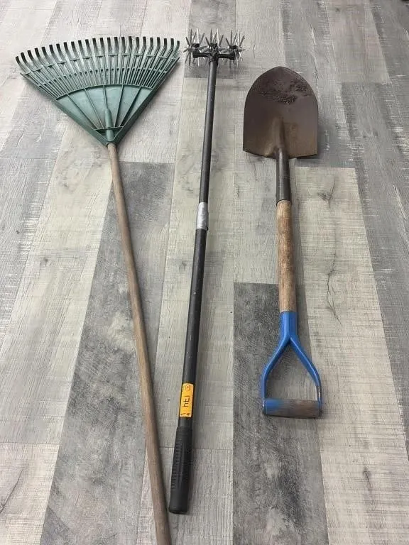 Shovel, Leaf Rake & Cultivator