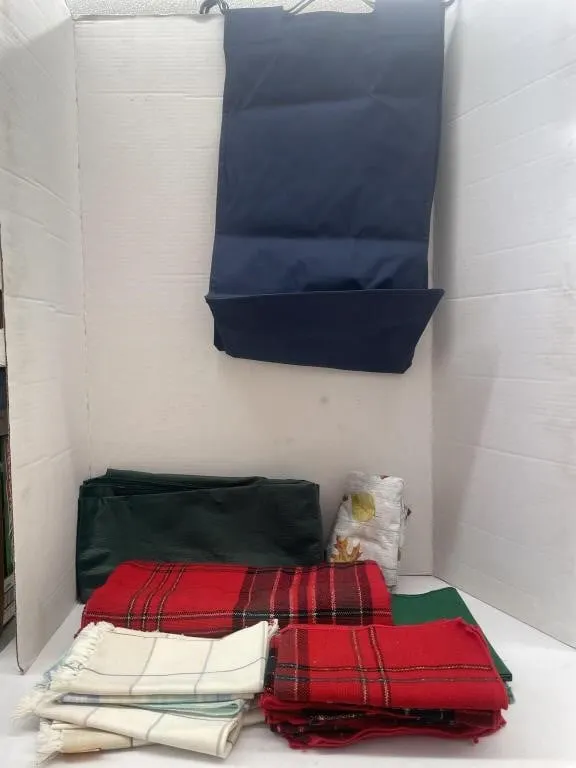 Tablecloths, placemats, napkins and two clothing