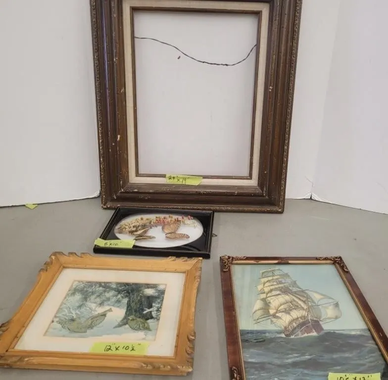 Vontage Picture Frame, Butterfly Shadow Box,