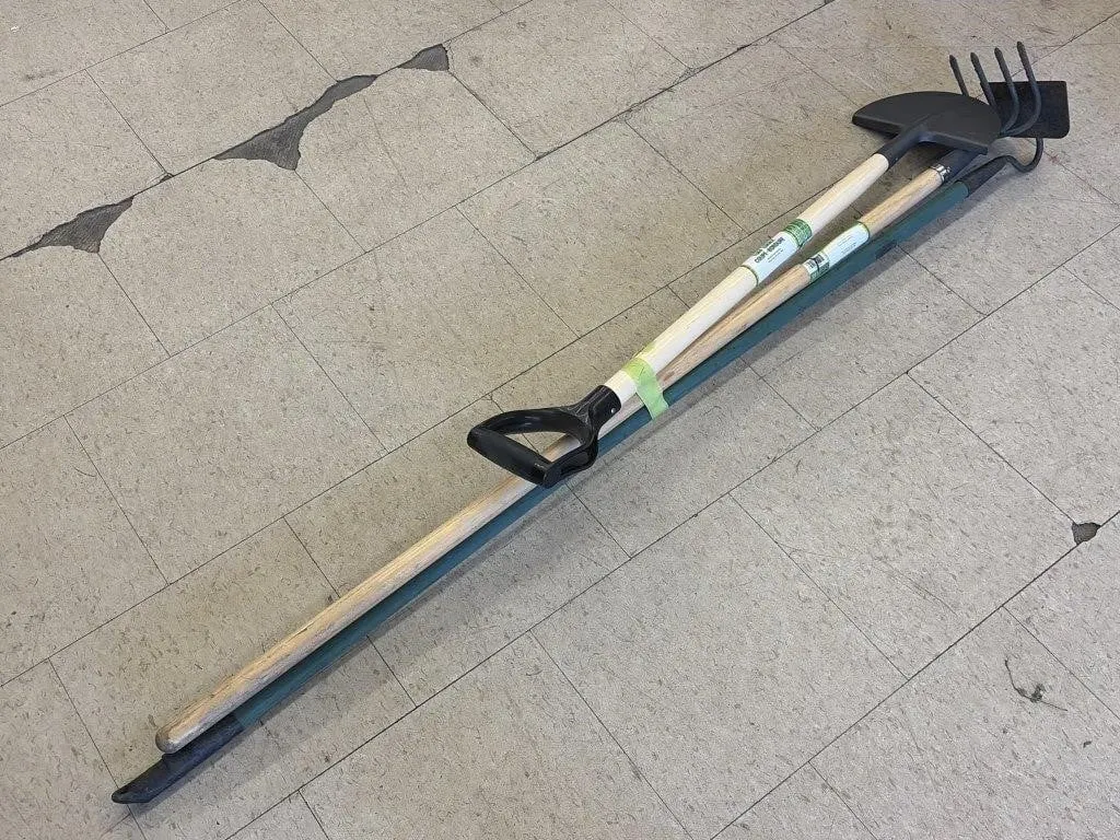 Gardening Tools - Edger, Cultivator & Garden Hoe