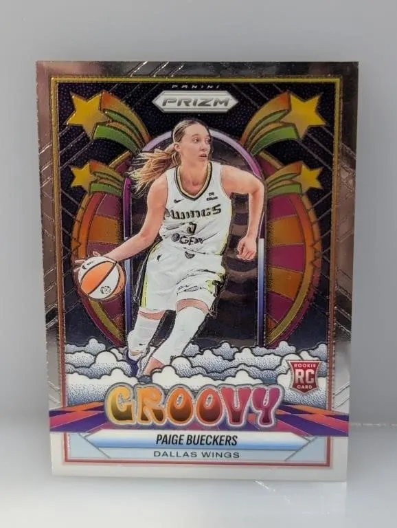 2025 Prizm Groovy Paige Bueckers Rookie #12