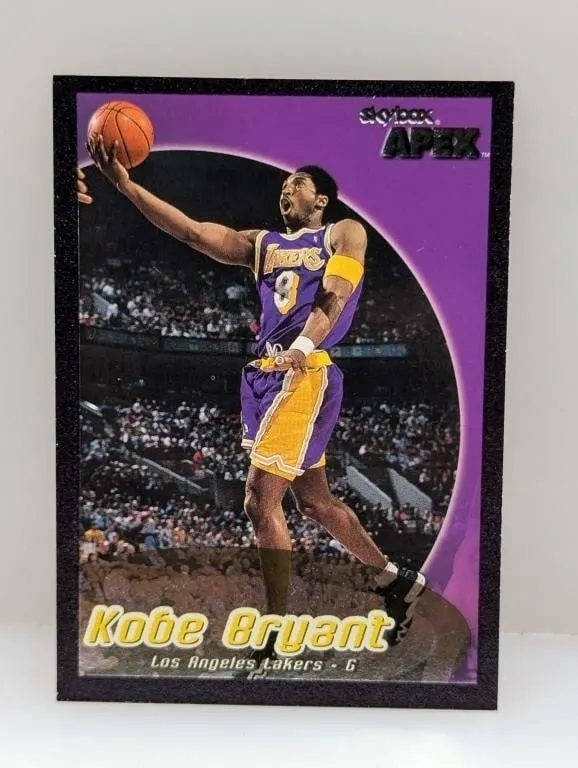 1999 Sky Box Apex Kobe Bryant #4