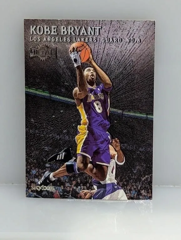 2000 Fleer Skybox Metal Kobe Bryant Crease/Edges