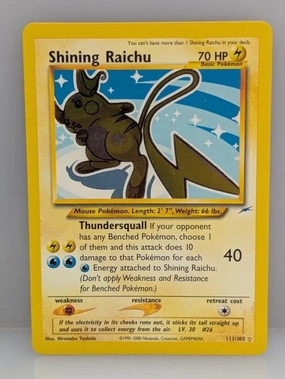 2000 Pokemon Neo Destiny Shining Raichu Holo #111