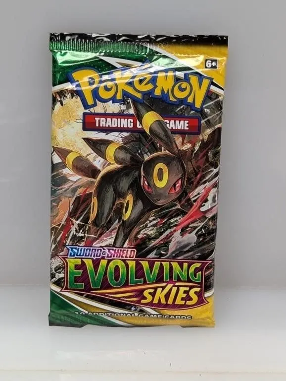 Pokemon Sword & Shield Evolving Skies Booster Pack