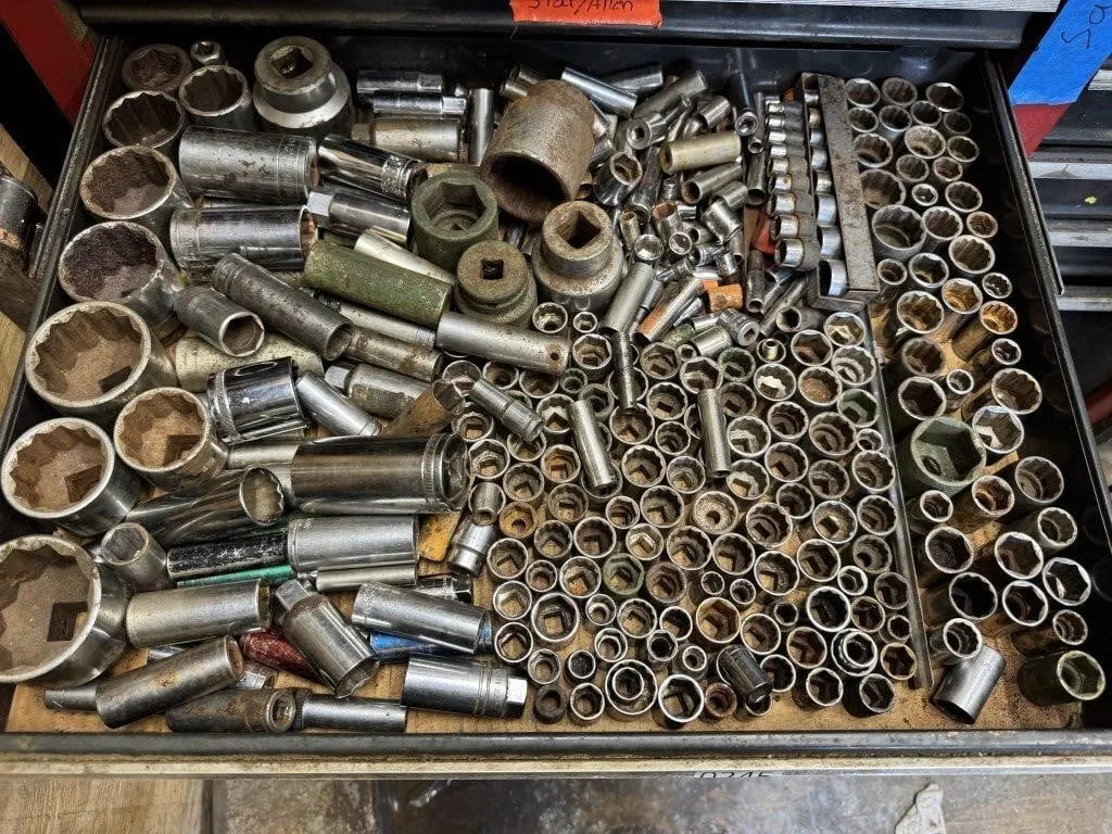 Assorted Sockets