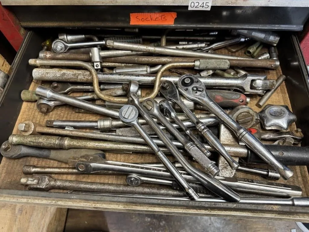 Assorted Ratchets, Breaker Bars, & Extensions