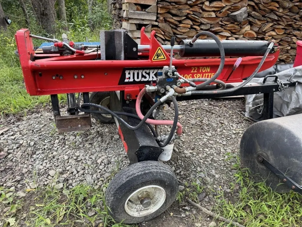 Huskee 22 Ton Log Splitter