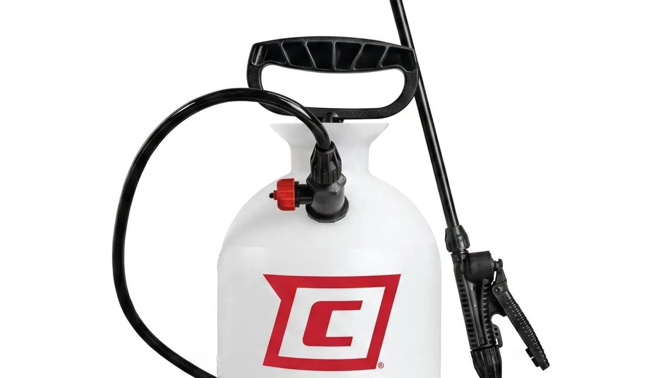 Chapin 20075 1-Gallon Bleach Pump Sprayer