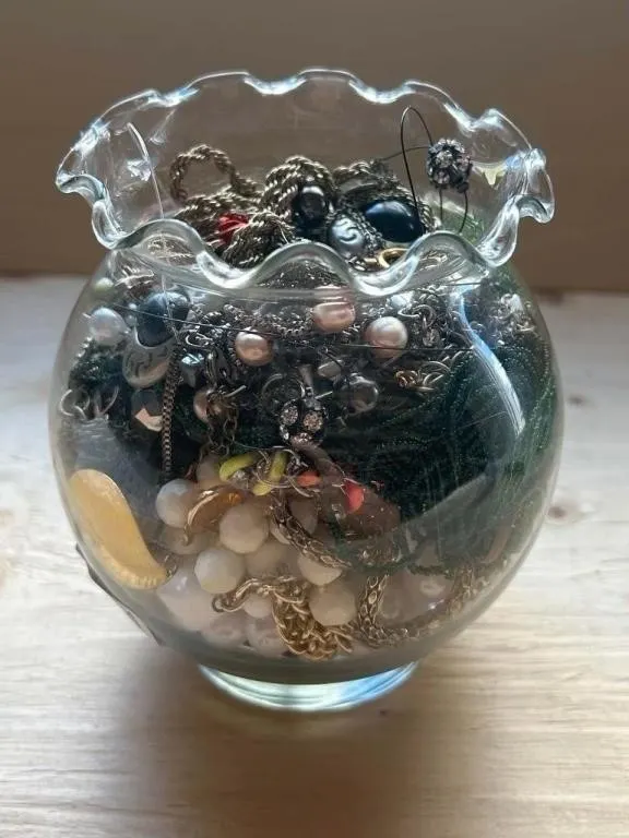 Jewelry lot