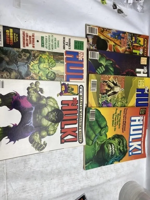 The Hulk! magazine lot (7 issues)
