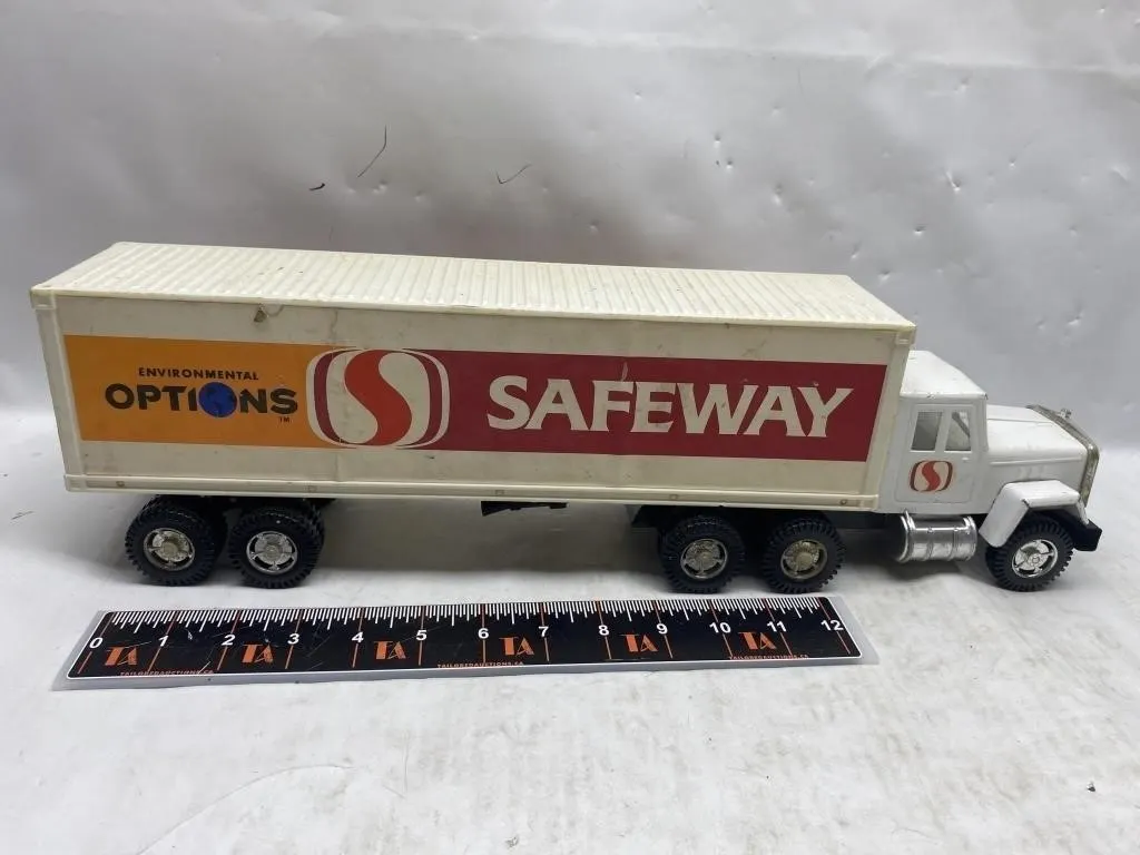 Tonka Safeway Semi Truck & Trailer Toy