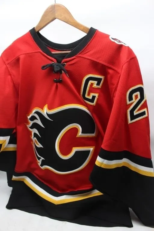 Calgary Flames Dallas #5 Hockey Jersey (CCM, Adult