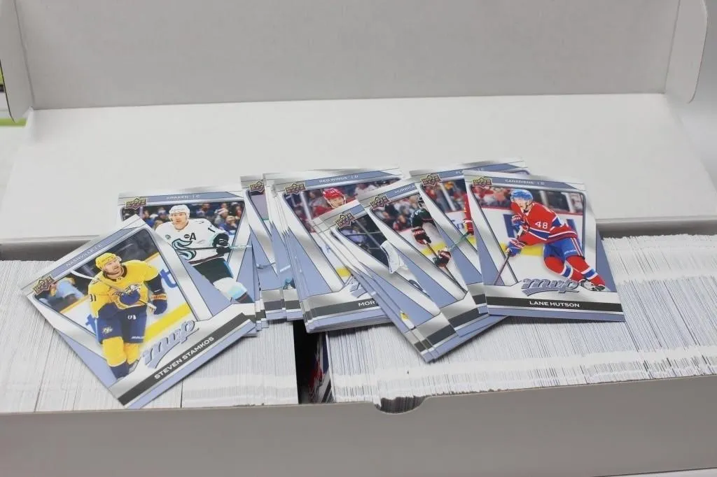 Upper Deck MVP Hockey Cards Lot