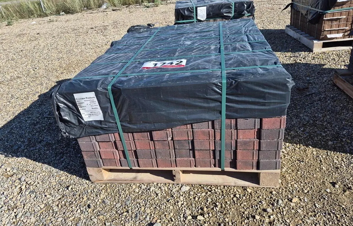 Holland Paver 4" x 8" x 2 3/8" Rustic Patio Stones
UNRESERVED