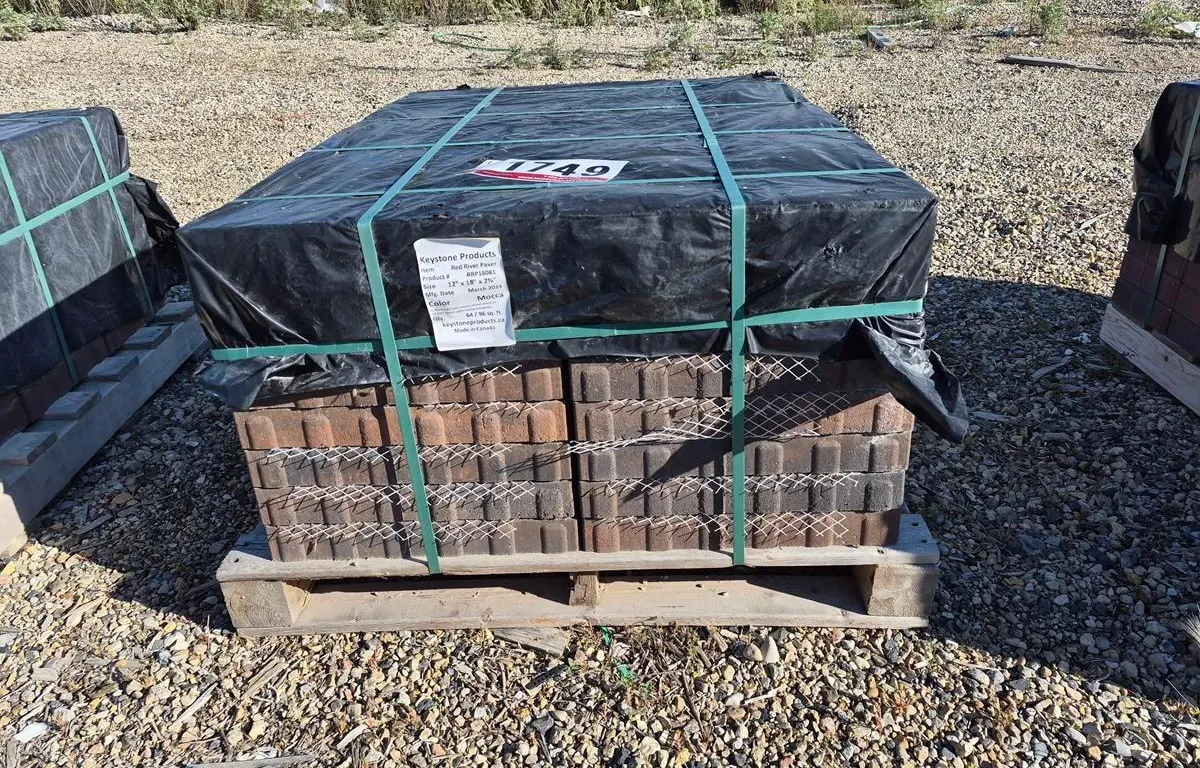 Red River Paver 12" x 18" x 2 3/8" Mocca Patio Stones
UNRESERVED