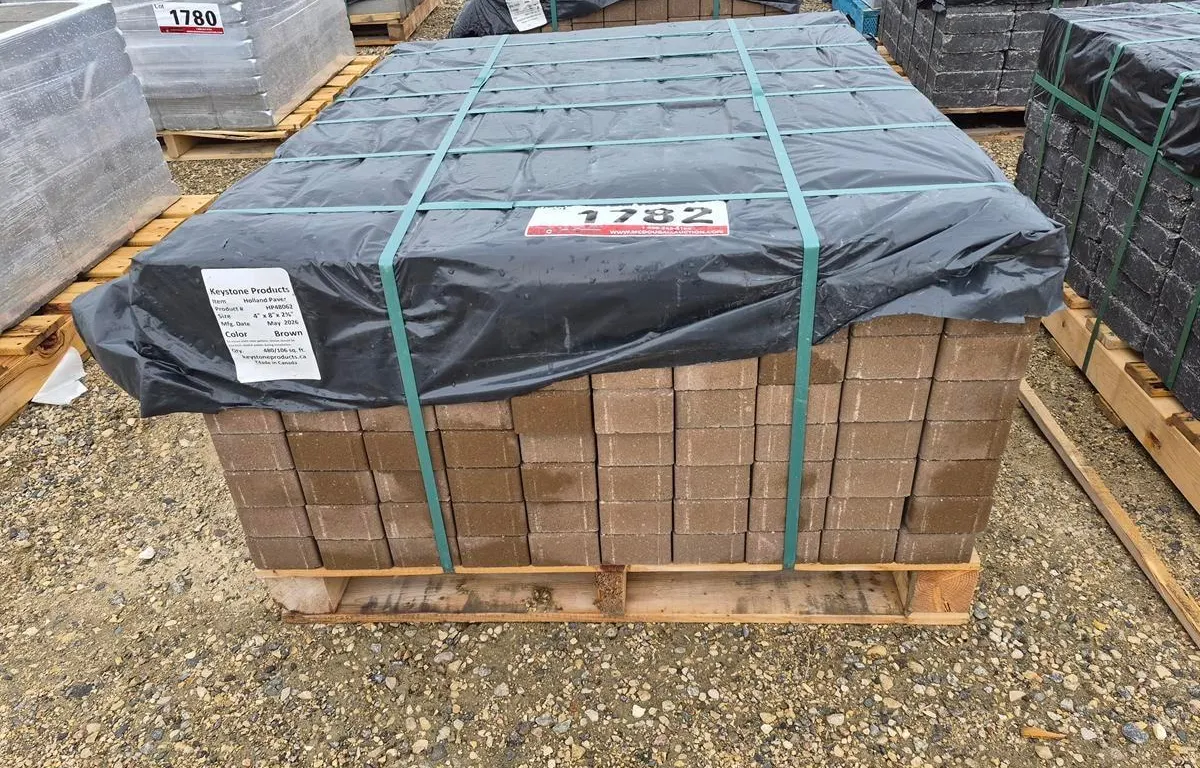 Holland Paver 4" x 8" x 2 3/8" Brown Patio Stones
UNRESERVED