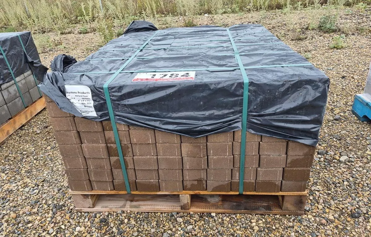 Holland Paver 4" x 8" x 2 3/8" Brown Patio Stones
UNRESERVED