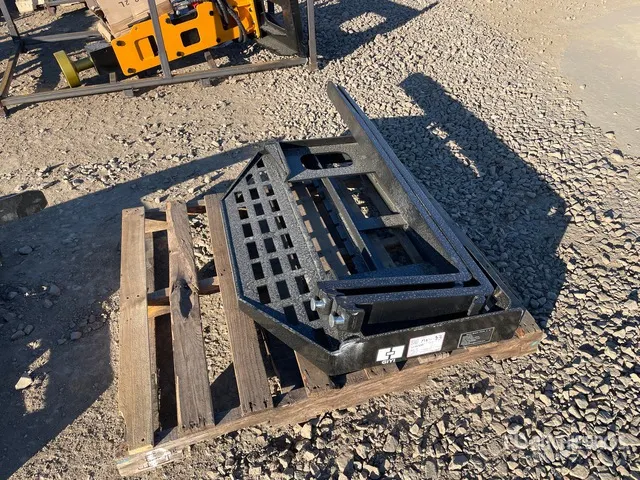 2026 GIYI GY-DHC 60 in Skid Steer Forks (Unused)