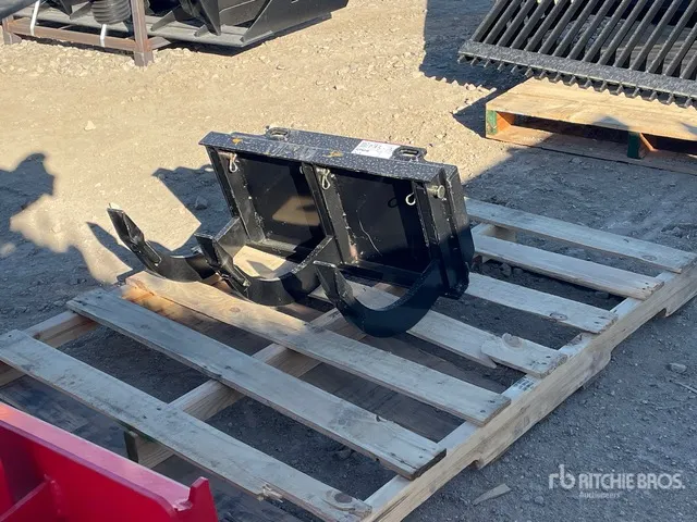 2026 GIYI GY-TRP12 Mini Skid Steer Ripper Scarifier (Unused)