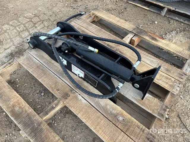 2026 GIYI GY-XJ3T 30 in Hydraulic Excavator Thumb - Fits Cat 3 ton (Unused)