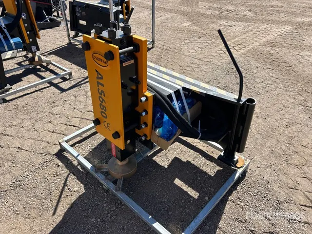 2026 LYALS ALS680 Skid Steer Post Driver (Unused)