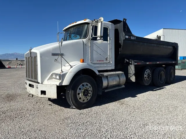 2000 Kenworth T800 6x4 Tri/A Dump Truck