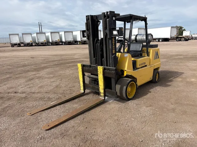Hyster S120XL 12000 lb Cushion Tire Forklift