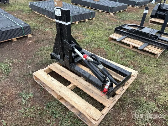 2026 GIYI GY-TP45 25 in Skid Steer Post Puller (Unused)