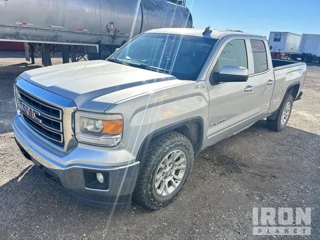 2015 GMC Sierra 1500 SLE 4x4 Extended Cab Pickup (Inoperable)