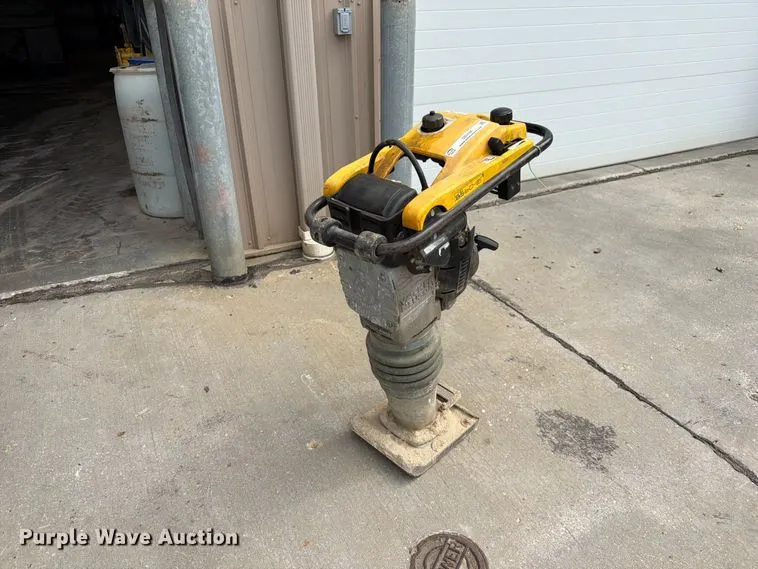 Wacker Neuson BS60-2i plate compactor