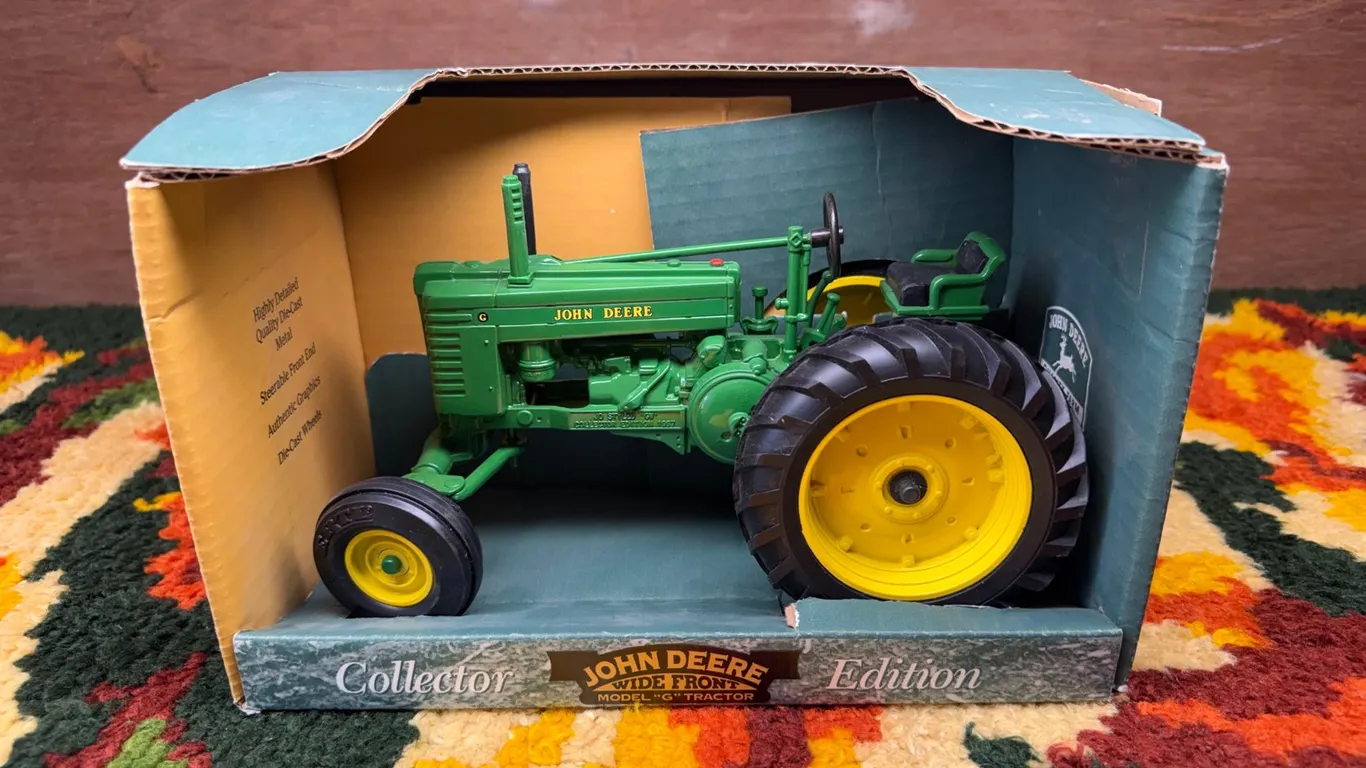 John Deere Diecast Model G Wide Front Tractor