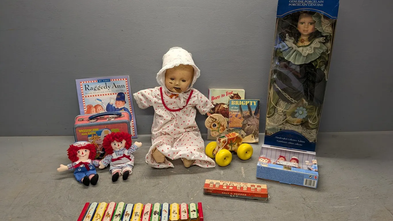 Childrens Collectibles