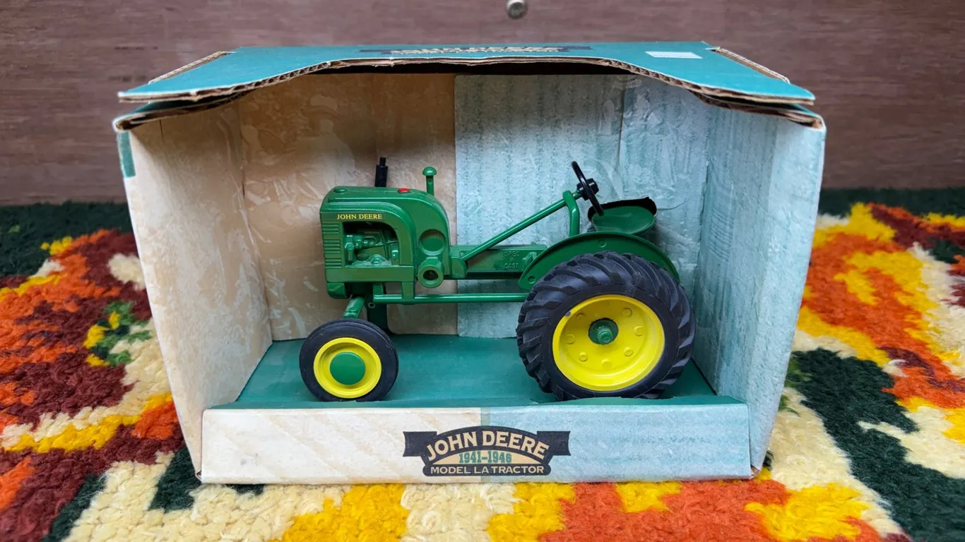 John Deere Diecast Model LA Tractor