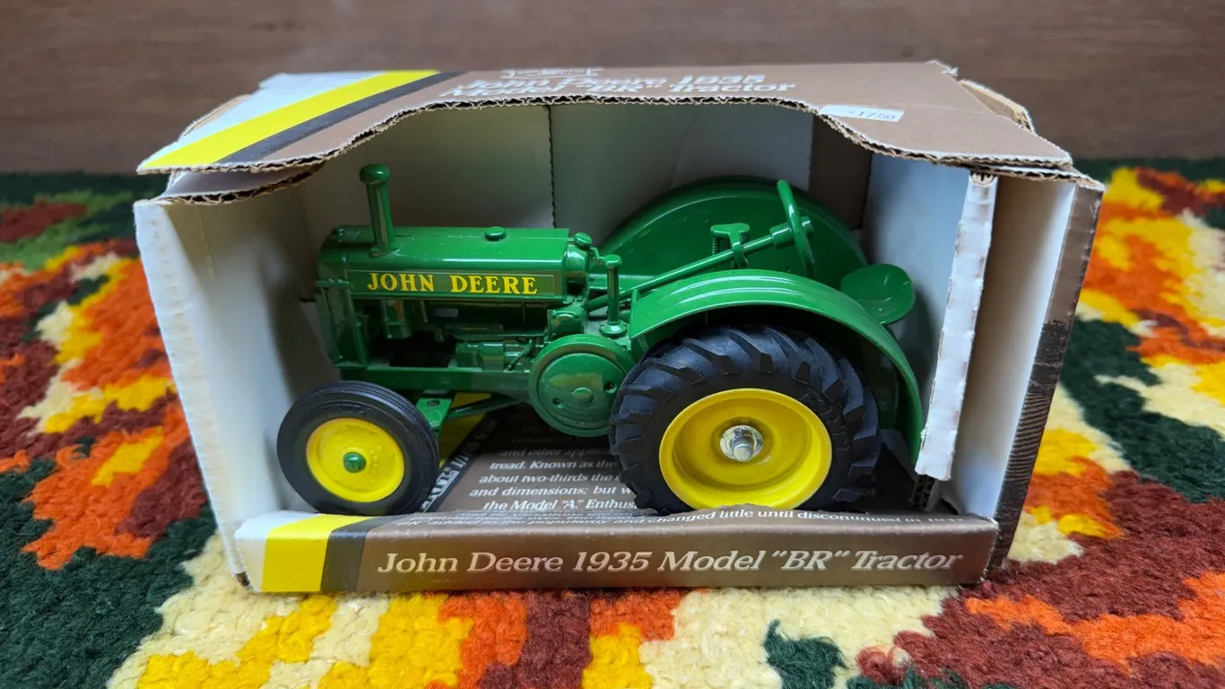 1935 John Deere Diecast Model BR Tractor