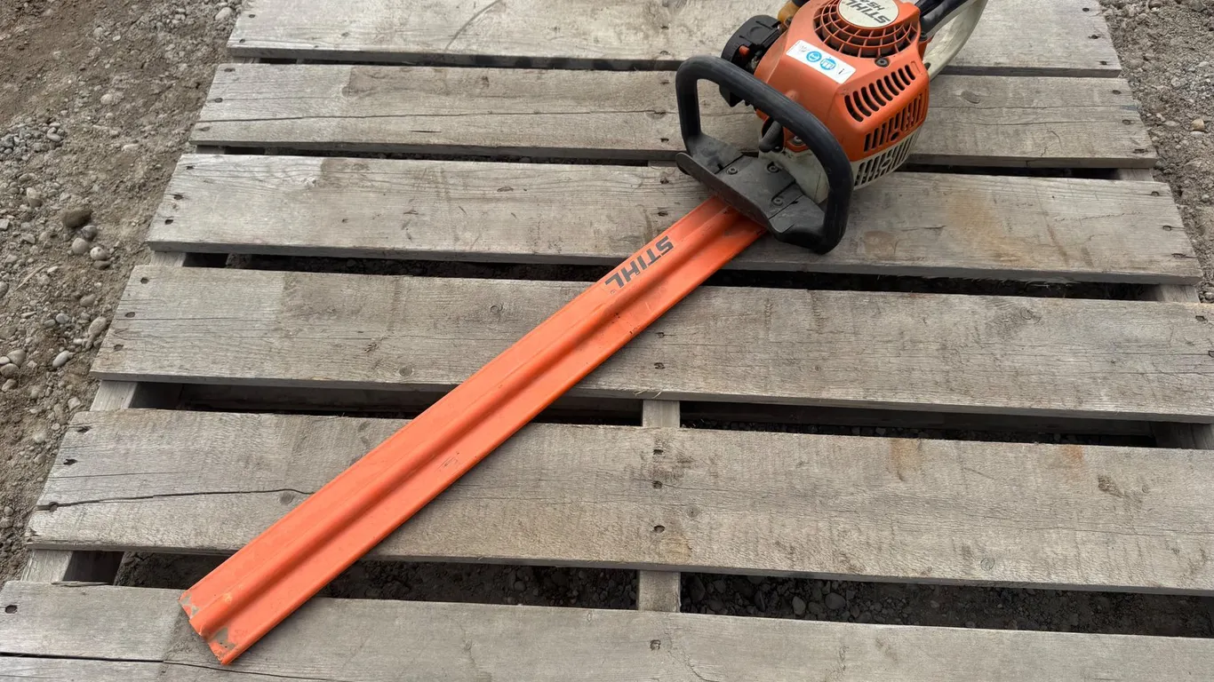 STIHL HS-45 Hedge Cutter