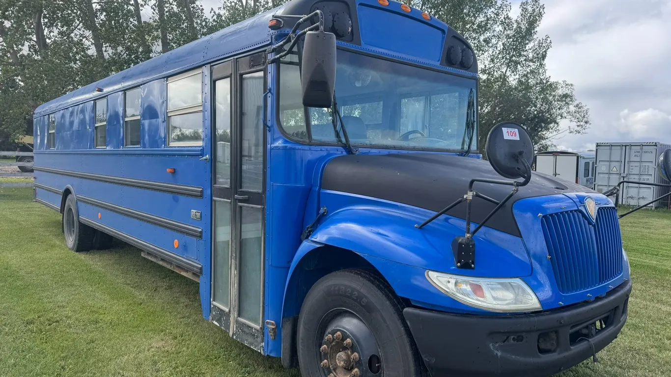 2004 IC Corporation School Bus RV Conversion, Water Tank, Black Tank, Invertor, Charger, Batteries, New Front Tires, 133,562 Km Showing, VIN 4DRBUAFP3