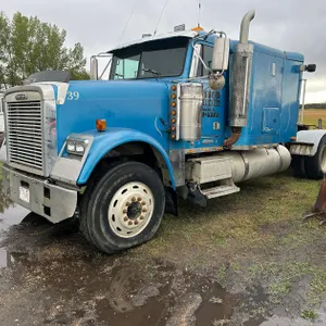 1998 Freightliner FLD Series Truck-Tractor, Caterpiller 3406E 14.6L Diesel Eng 475 HP (S/N 1LW13799), 6x4 Twin Rear Drive Axles, 887,618.2 KM's Showin