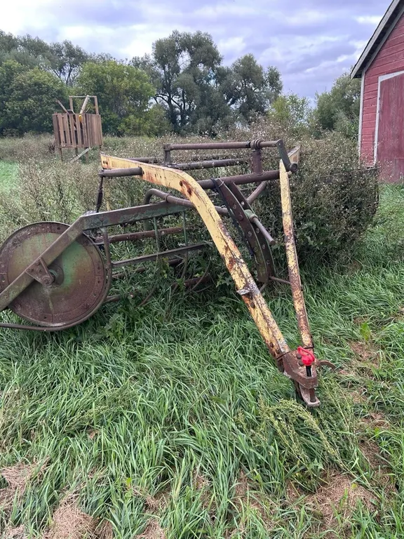 OFFSITE - John deere hay rake ground driven