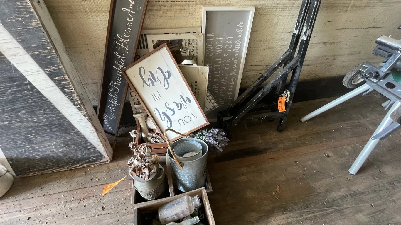 Household Decorations